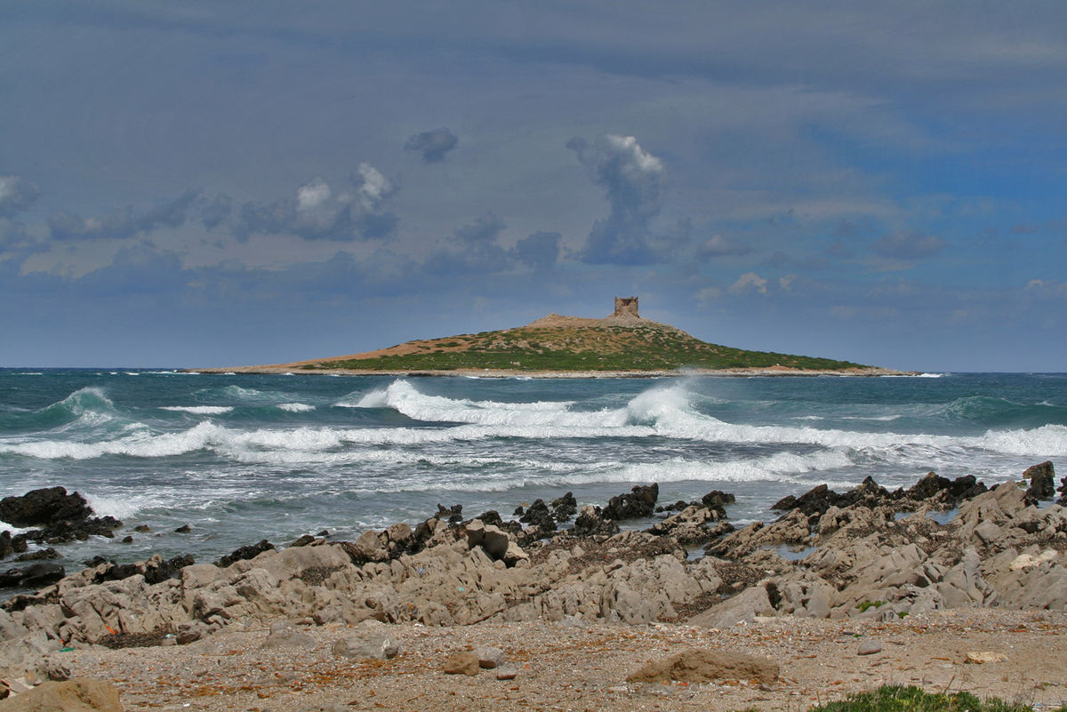 1200px-Isola_delle_Femmine